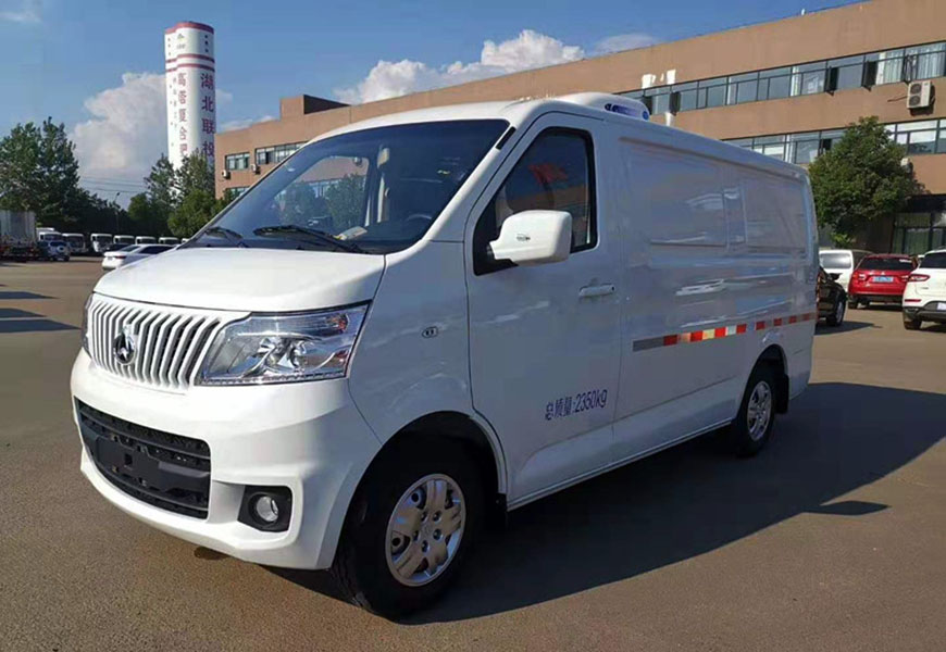 長(zhǎng)安睿行面包冷藏車 國六